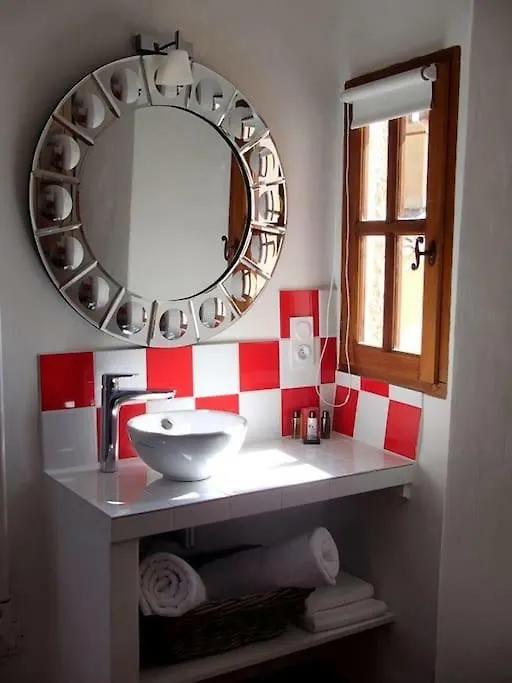le 1835, studio rouge-Corail Moustiers-Sainte-Marie Appartement